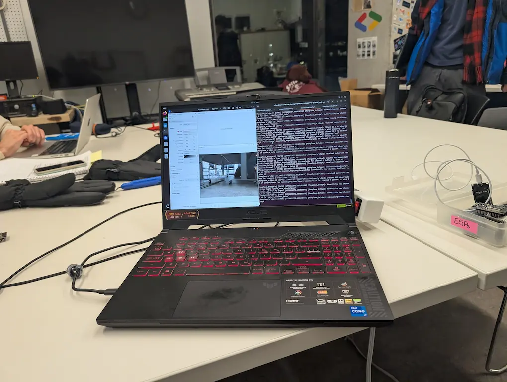 Picture of the hacklab and Rviz